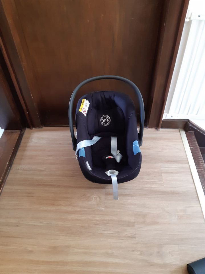 Cybex Babyschale Aton 5 in Homberg (Efze)