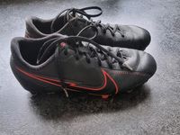 Nike Fußballschuhe Gr. 35,5 Saarland - Friedrichsthal Vorschau