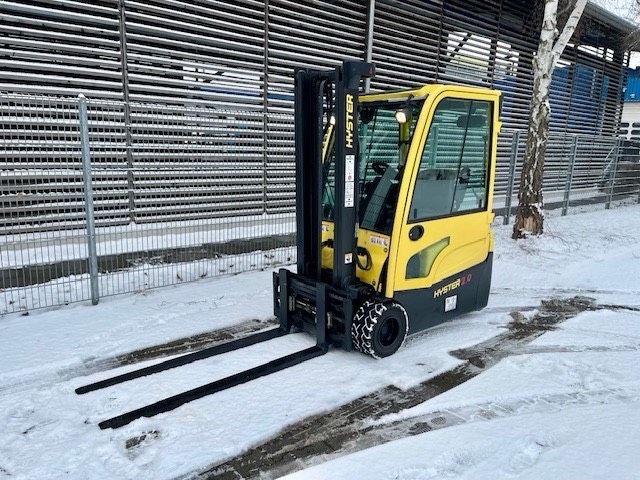 Hyster J 2.0 XNT Elektro 3-Rad Stapler, Gabelstapler in Villingen-Schwenningen