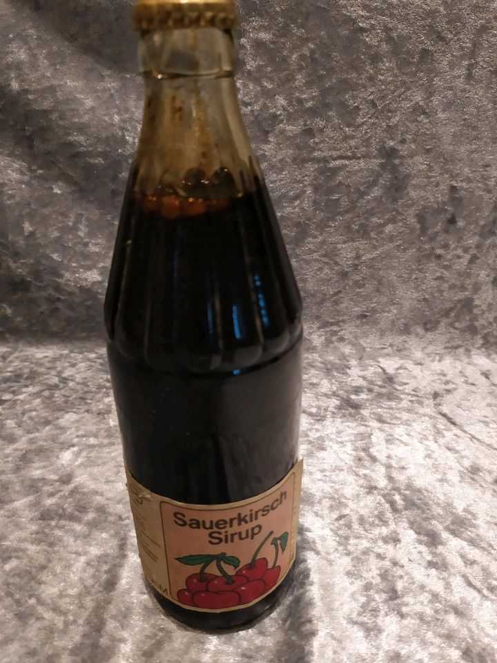 Original DDR Erdbeer Sauerkirsch und Brombeer Sirup in Schöneiche bei Berlin