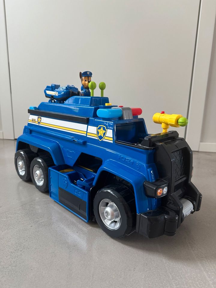 Paw Patrol - Ultimate Rescue - Polizeilaster mit Chase-Figur in Sprockhövel
