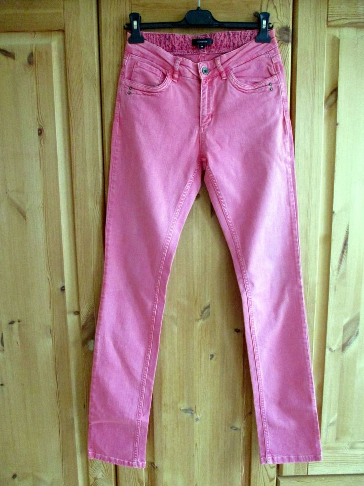 COMMA: schicke Jeans, rosa (34) schlank geschnitten, 110 cm in Oldenburg