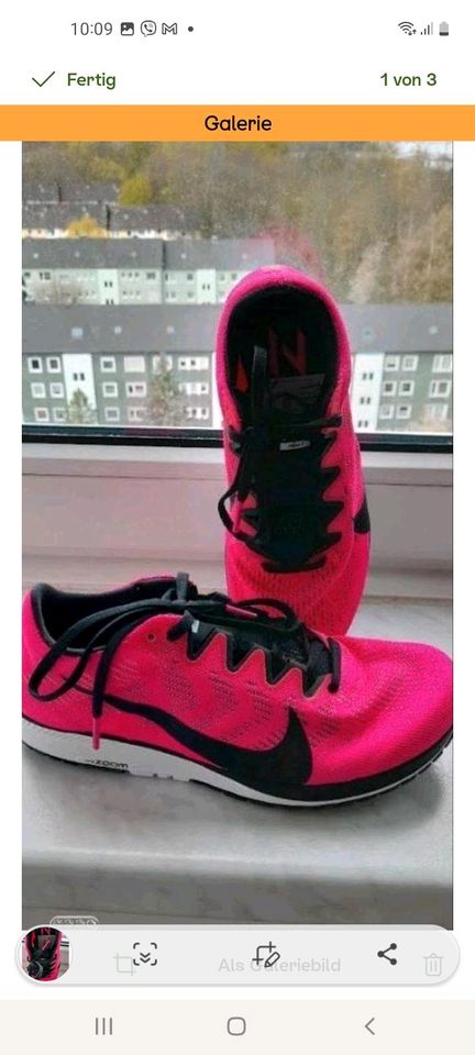 Pink Nike Sportschuhe Damen oder Mädchen in Leverkusen