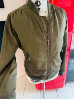 Bomberjacke Fütterung M 38 L 40 khaki orange Wasserfest Bershka Hessen - Kassel Vorschau