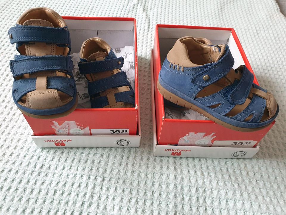 Sommerschuhe / Sandalen, Zwillinge, Leder, Elefanten/ wie neu! in Herrnburg