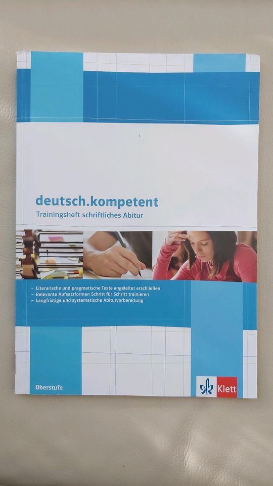 Deutsch Trainingsheft schriftliches Abitur Schulbuch in Magdeburg