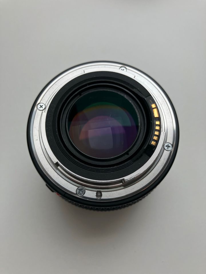 Canon EF 50mm f/1.4 USM Objektiv Festbrennweite in Kollig