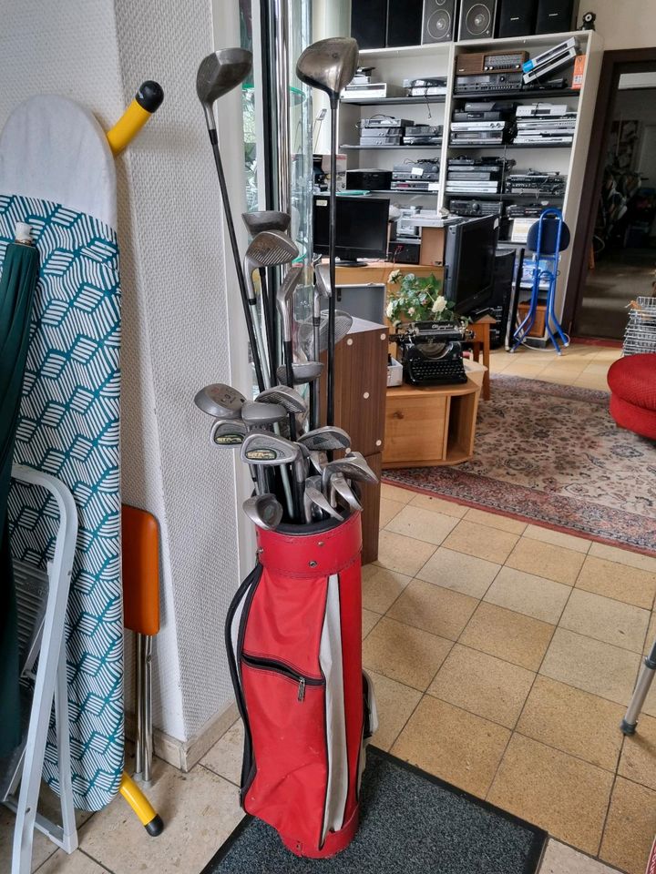 Golfausrüstung Golfschläger in Obernkirchen