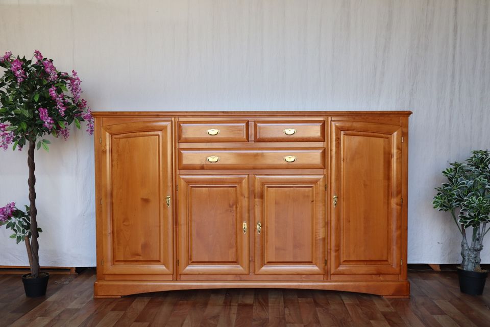 Nr.1818 Decorum Furniture- Sideboard/ Highboard Ahorn Teilmassiv in Wiesbaum