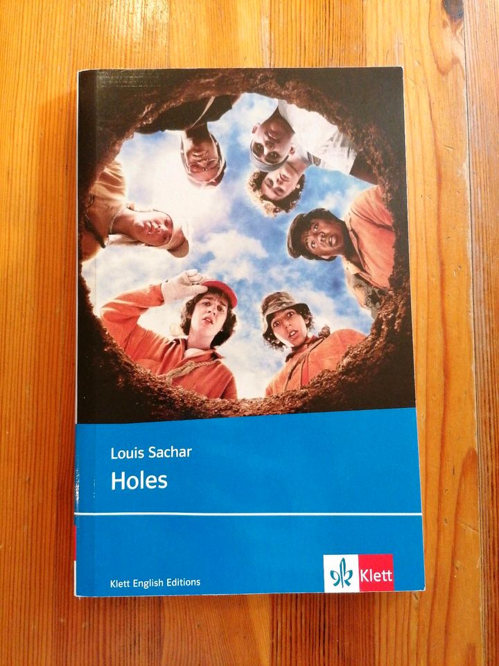 Holes - Louis Sachar (in englisch) in Ostbevern