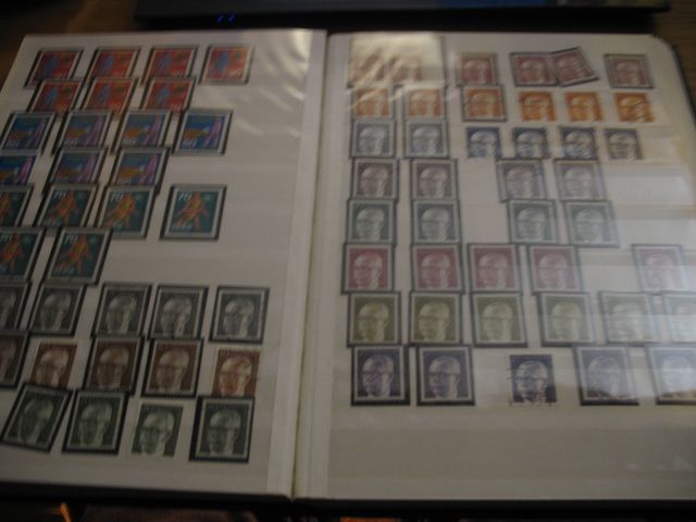 Briefmarkensammlung BRD Dublettenposten ca. 1968-1974 in Konstanz