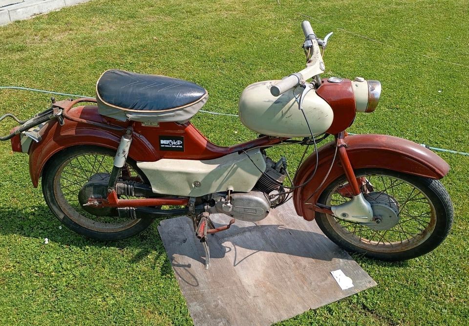 Simson Spatz (2) original Moped in Bernburg (Saale)
