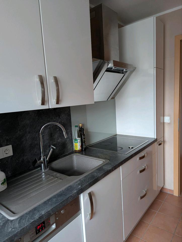 komplett küche, Ofen, Spülmaschine, Waschbecken zum verkauf in Köln