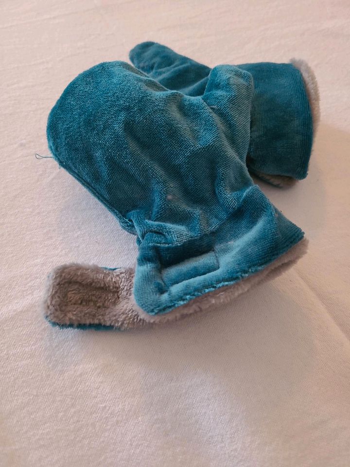 Baby Handschuhe zum Wenden, grau/blau in Langen (Hessen)