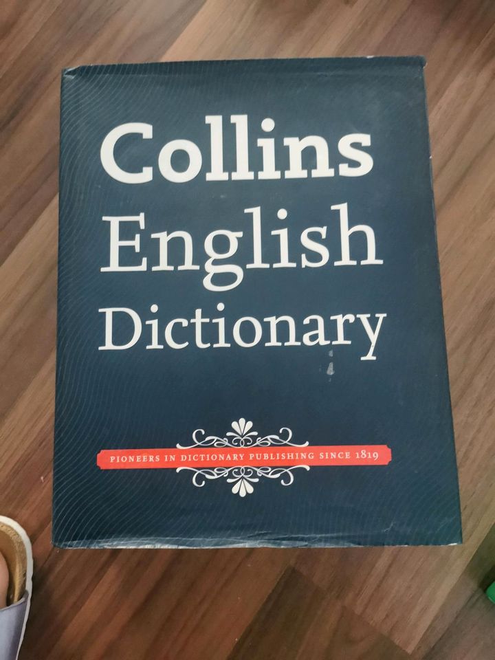 Collins English dictionary in Lüdenscheid