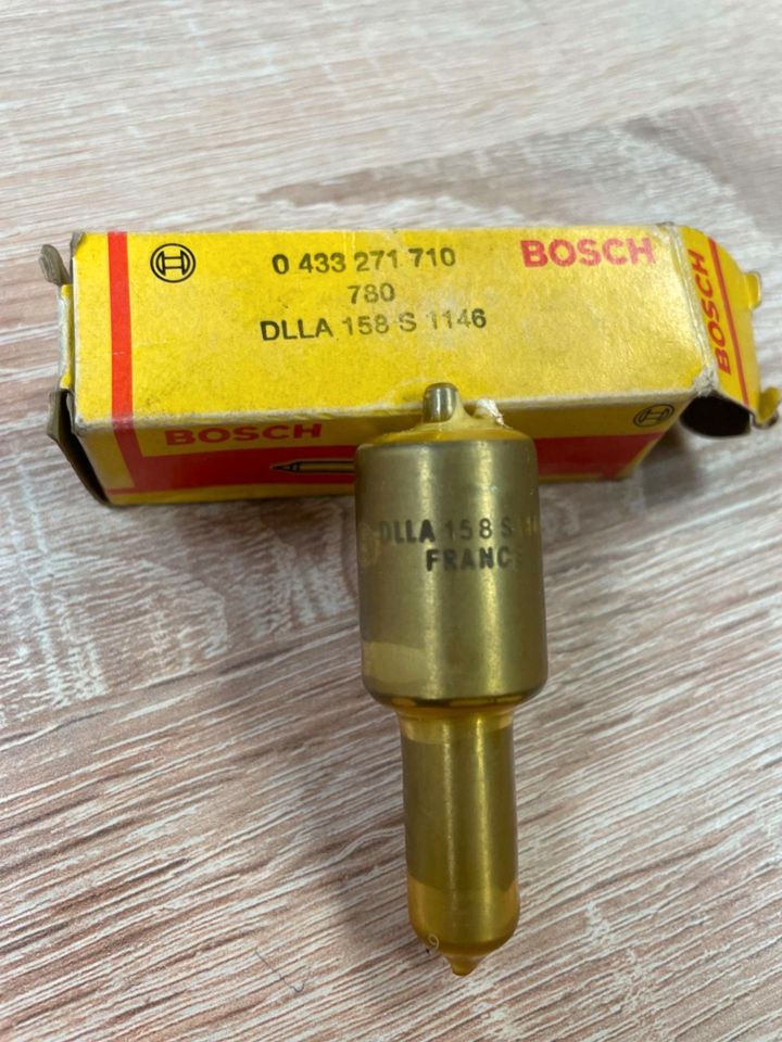 BOSCH Einspritzdüse 0433271710 / DLLA 158 S 1146 in Horka