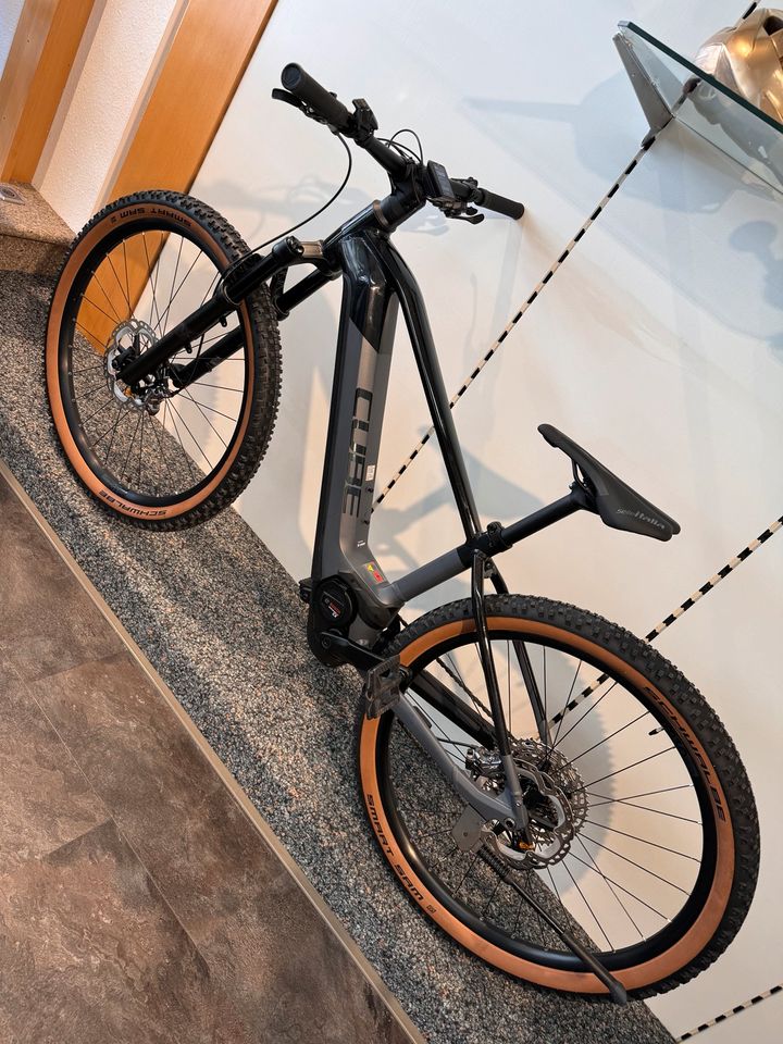 CUBE REACTION HYBRID SLT 750 mit ERST 486KM E-Bike UVP:4199€ TOP! in Tettnang