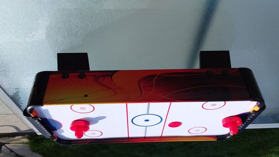 Tisch Air Hockey batteriebetrieben von carromco in Meißen