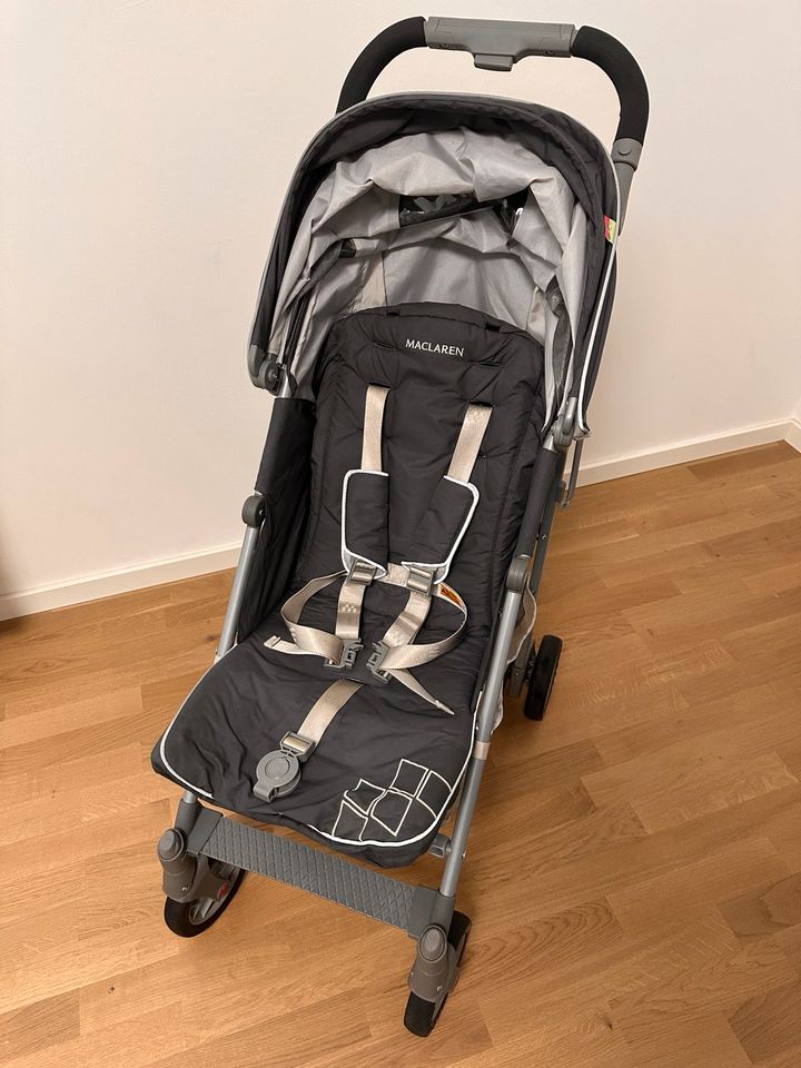 Kinderwagen Maclaren Techno, wie neu in Düsseldorf