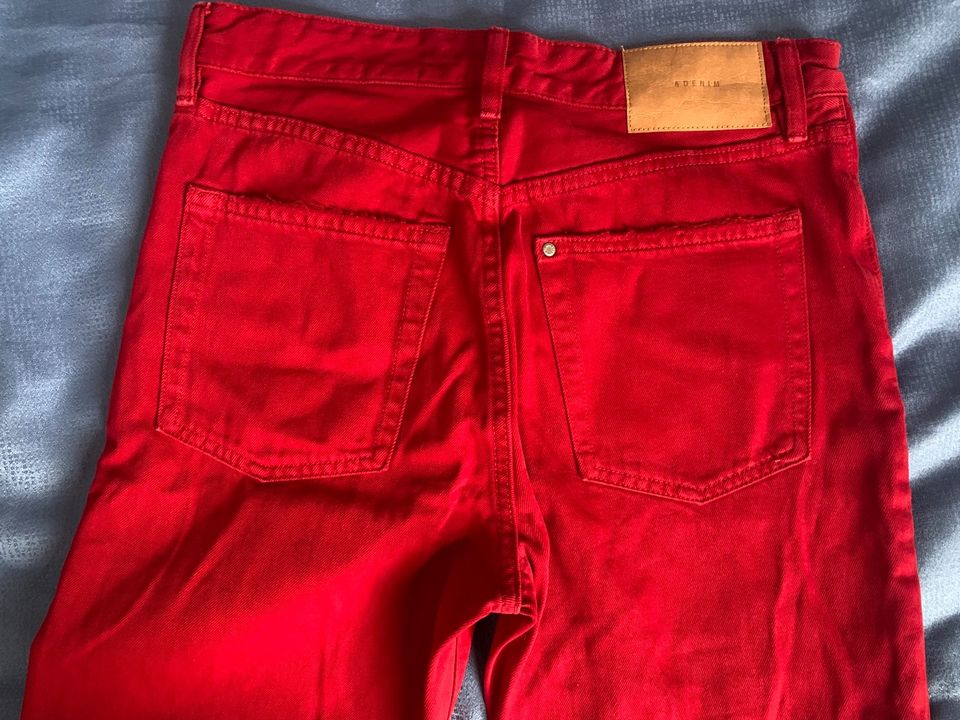 High waist Jeans Vintage Hose H&M rot 28 Damenjeans Damenhose 36 in Frankfurt am Main