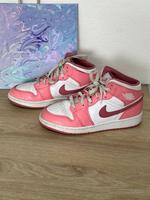 Nike Air Jordan Größe 37,5 gebraucht - Versand kostenlos! Nordrhein-Westfalen - Raesfeld Vorschau