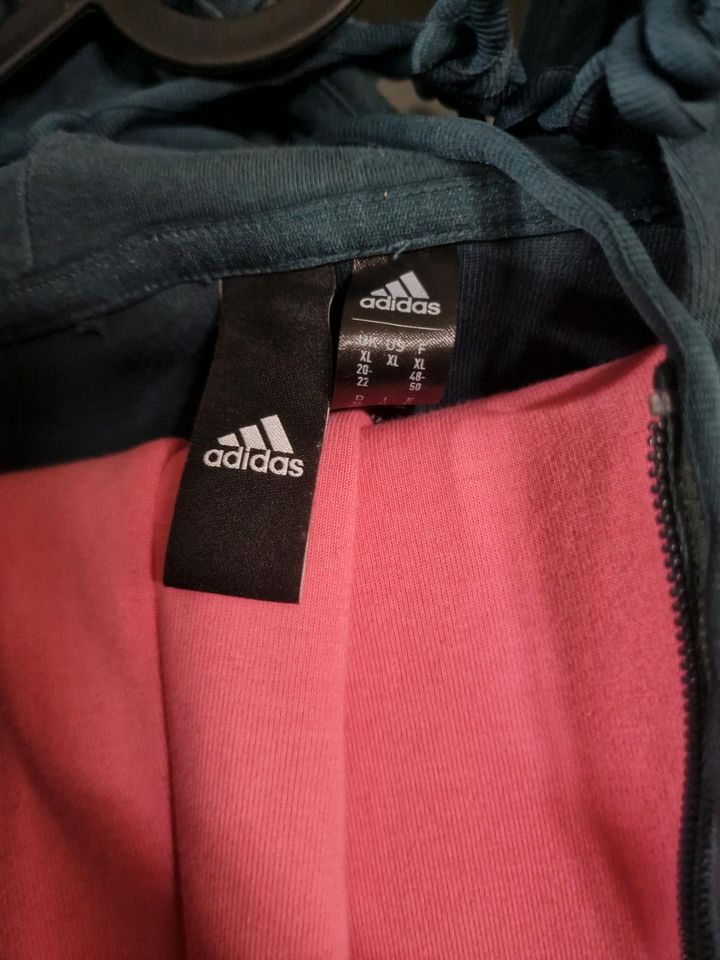 Adidas Anzug /Trainingsanzug in Pfullendorf