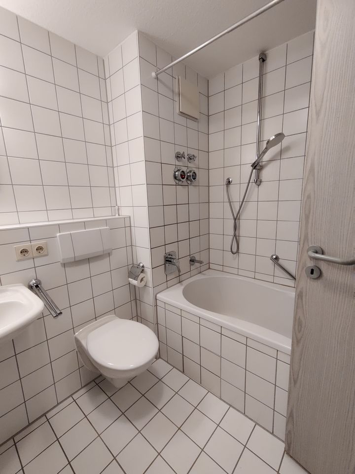 Schöne 1 Zimmer Wohnung mit Süd-Balkon in St Johannis in Nürnberg (Mittelfr)