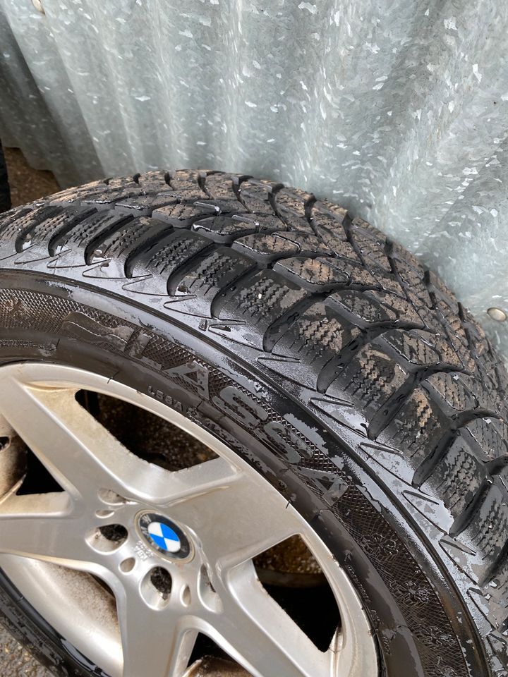 BMW Winterreifen Winterräder 225 / 55 R16 in Chemnitz