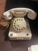 Schönes altes Telefon , Farbe creme, 50 er Jahre Nordrhein-Westfalen - Tönisvorst Vorschau