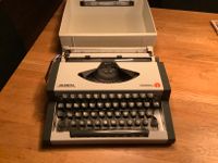 Rarität: Original Olympia Traveller Schreibmaschine mit Koffer Nordrhein-Westfalen - Ostbevern Vorschau