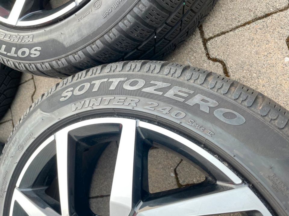 VOLVO S60 III V60 II Winterreifen 235/45 R18 Winter Reifen Räder in Rodgau