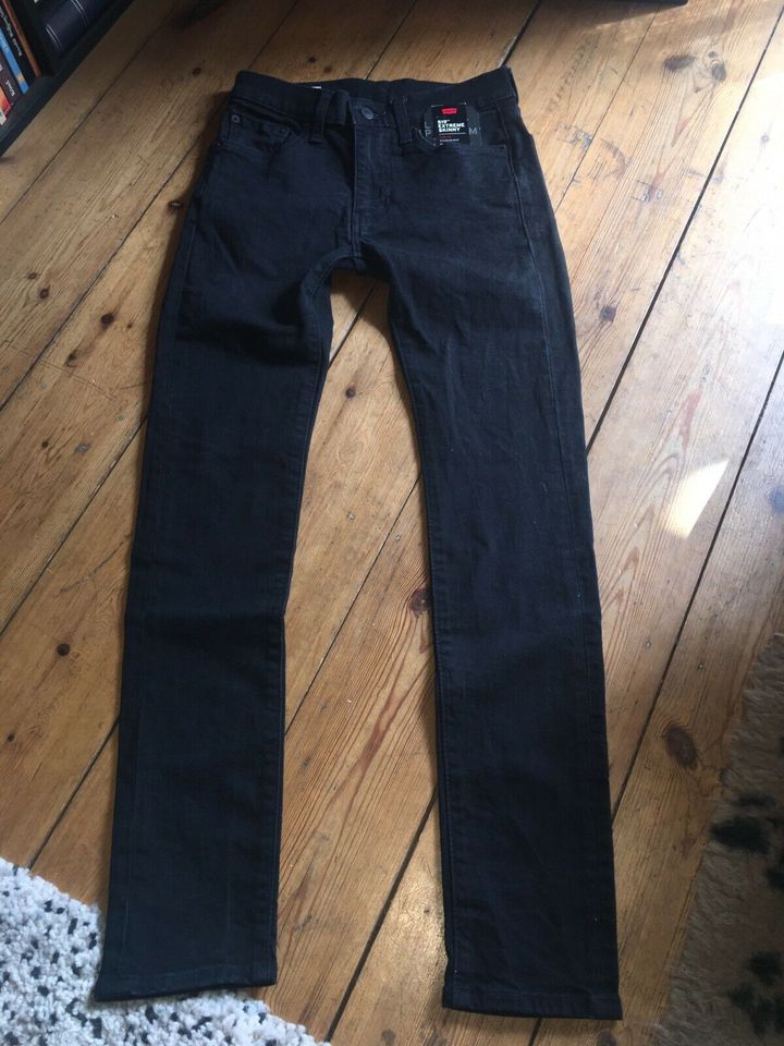 Levi’s Premium Jeans 519 extreme skinny W 28 L 32 Gr 152 12 jä. in Reinbek