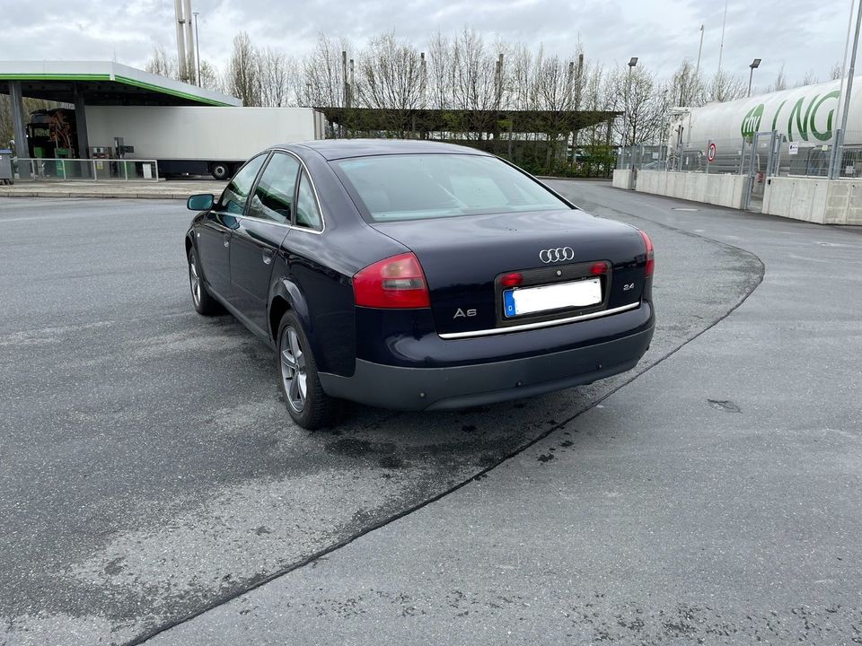 Audi A6 2.4 in Frankfurt am Main