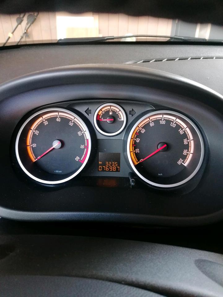 Opel Corsa Bj. 2013 - 77 Tkm 1,4 l Aktiv mit Klima Sitzheizung in Lutherstadt Wittenberg