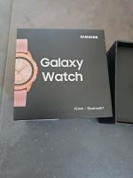 Smart Watch Samsung Rose - lässt sich nicht laden Baden-Württemberg - Mögglingen Vorschau