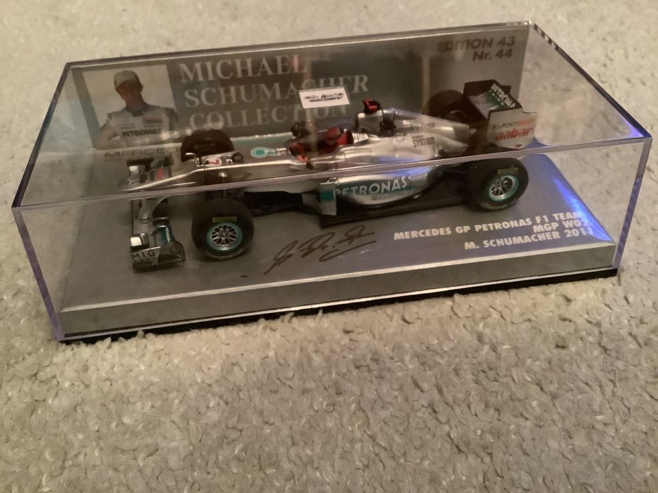 Michael Schumacher Collection Nr.44 Mercedes petronas w02 in Mittenwald