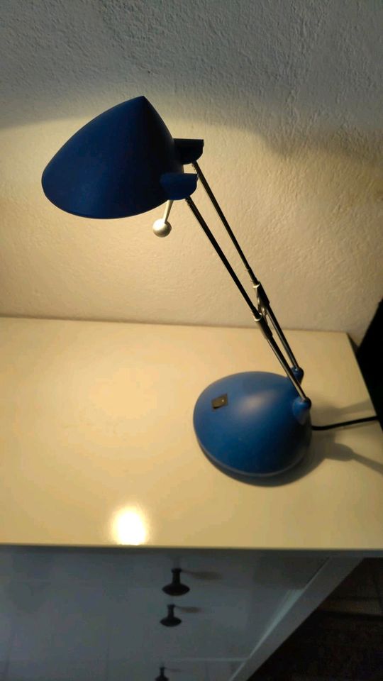 Blaue Schreibtischlampe in Hof (Saale)