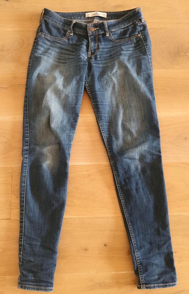 Hollister Jeans R5 W27 L29 blau  36 38 in Oststeinbek