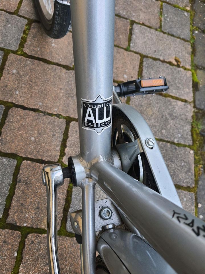 Herrenfahrrad 28Zoll in Frankfurt am Main