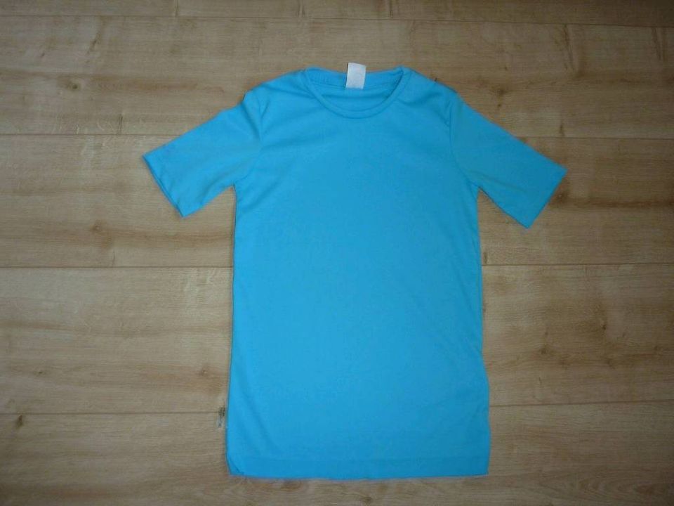 H&M C&A DECATHLON etc. Gr. 134/140 Badeshorts UV-Schutz-Shirt 3,- in Dortmund