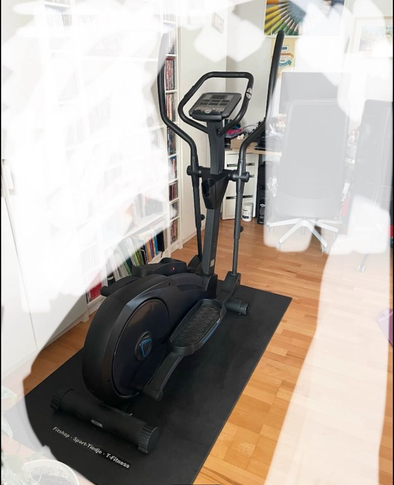 Crosstrainer Cardio Strong EX40 in Hohen-Sülzen