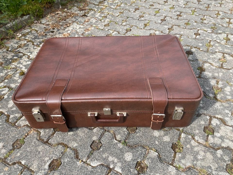 Leder Koffer braun neuwertig Vintage in Taunusstein