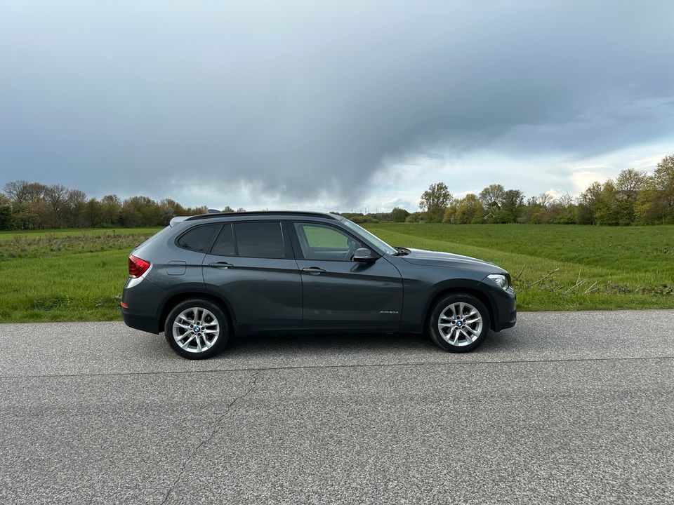 BMW X1 sDrive20d Aut. Sport in Hamburg