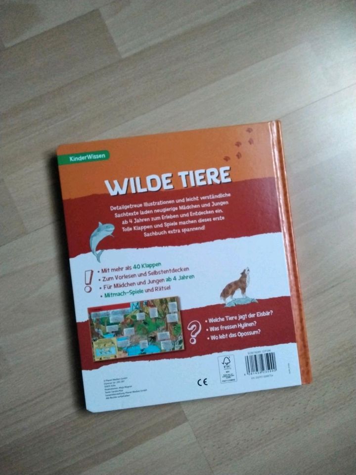 Wilde Tiere Kinderwissen mit Klappen Buch in Bad Emstal