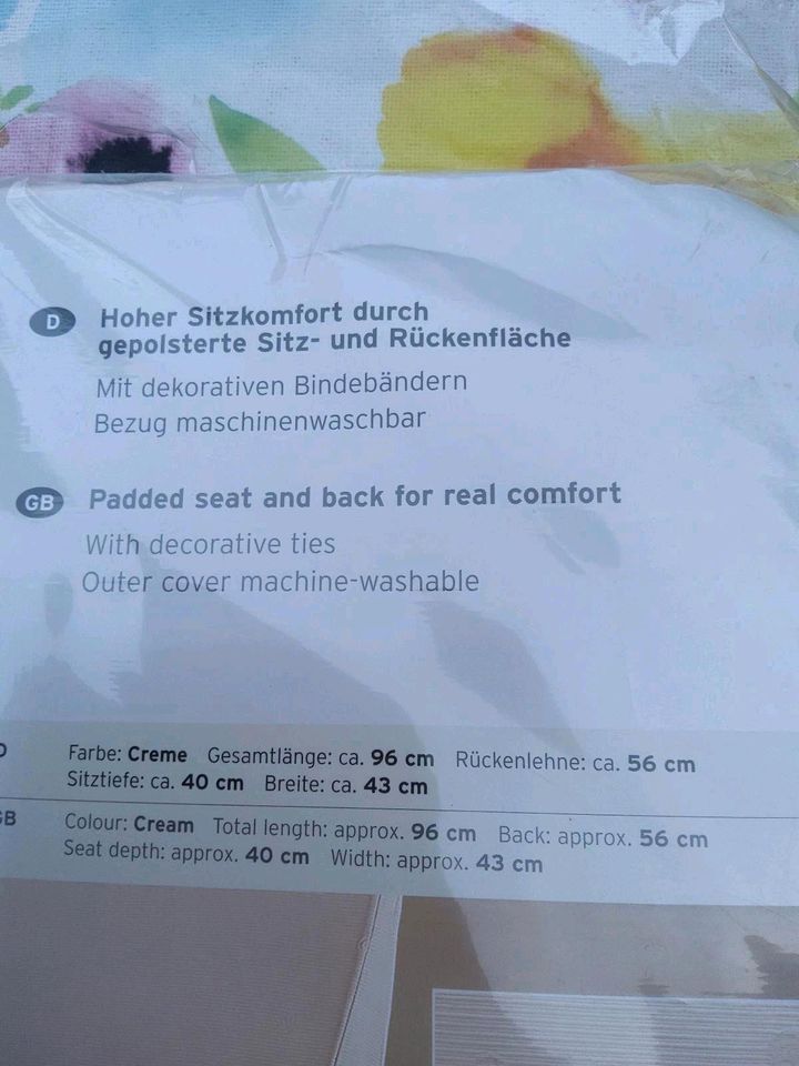 6 Stuhlhussen, creme, gepolsterte Sitz- + Rückenflaeche neu in  Baden-Württemberg - Ostrach | eBay Kleinanzeigen ist jetzt Kleinanzeigen