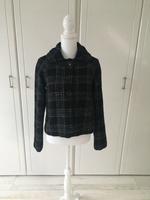 Kurze Jacke von Clockhouse, kariert, Gr. 36, wie neu Berlin - Spandau Vorschau