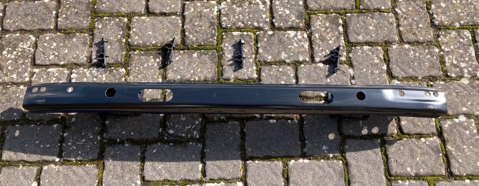 VW T5 / T6 / T6.1 Stoßfänger/ Prallträger 7E0807305D hinten in Siek