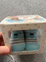 Babysocken newborn Geschenkbox Niedersachsen - Peine Vorschau