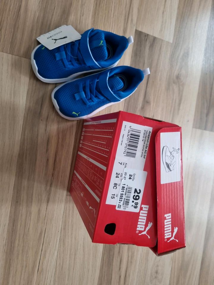 Kinder Sneaker Puma blau Größe 24 in Rohr