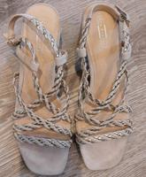 wie NEU hohe Schuhe Absatzschuhe Hochzeit Gold 39 sandalen Pumps Rheinland-Pfalz - Betzdorf Vorschau
